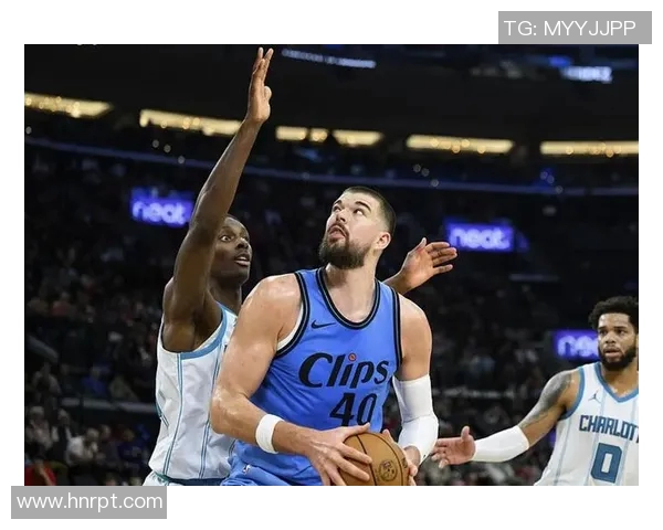 快船再胜黄蜂,继续领先西部 快船再胜黄蜂,继续领先西部