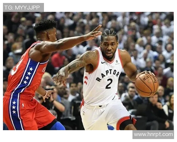 莱昂纳德带领球队挑战勇士再度上演激烈对决引发球迷热议 莱昂纳德带领球队挑战勇士再度上演激烈对决引发球迷热议