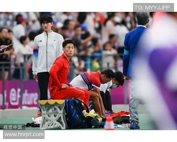 石雨豪的成长之路：从平凡少年到璀璨明星的奋斗故事