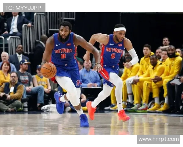 雄鹿与活塞激战12月18日NBA赛场精彩对决值得期待