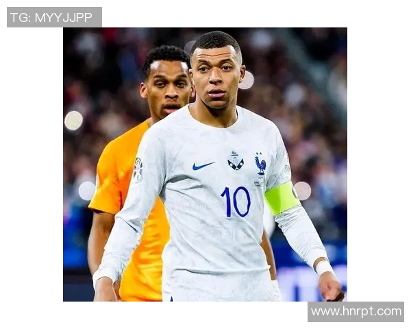 姆巴佩在绿茵场上的传奇之路与未来发展潜力分析