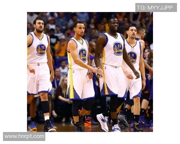 勇士与骑士谁更强大历史对比与球员表现全面分析 勇士与骑士谁更强大历史对比与球员表现全面分析